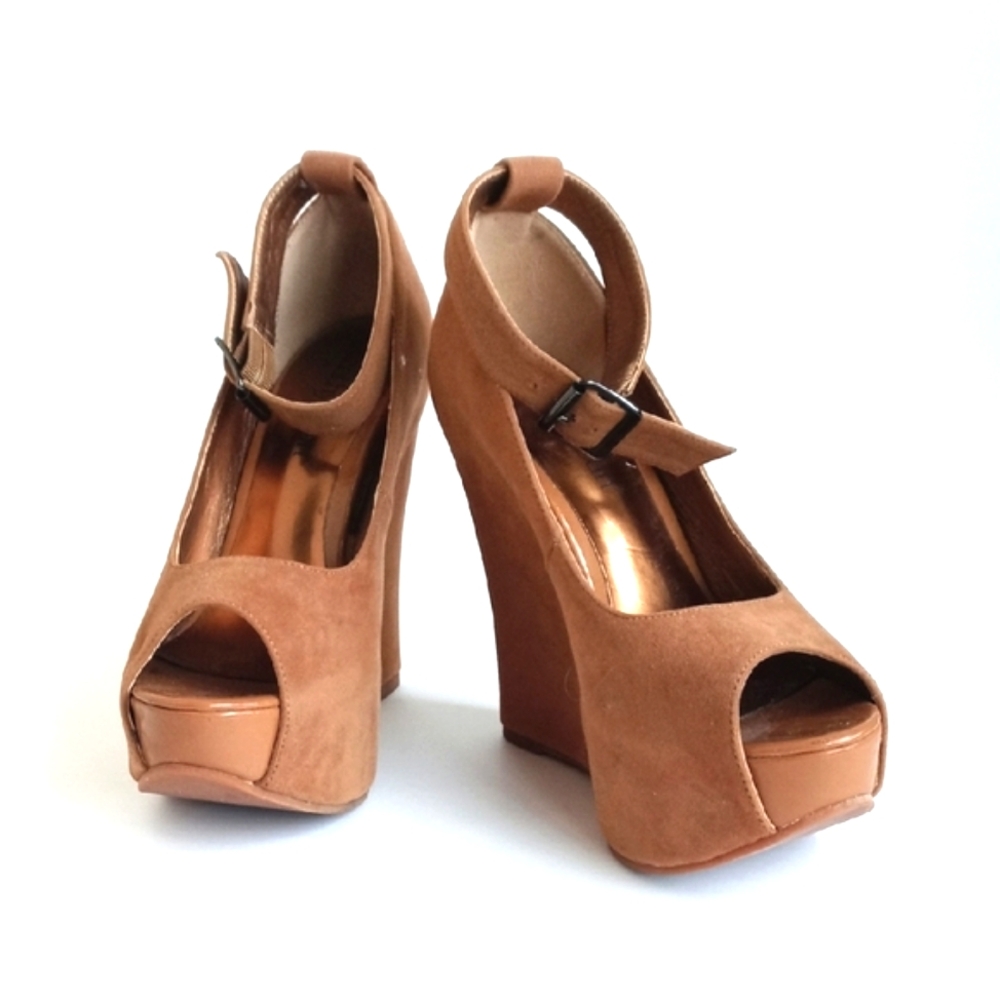 Cathy Jean Women’s Tan Suede Peep-Toe Wedge Heels with Ankle Strap 7